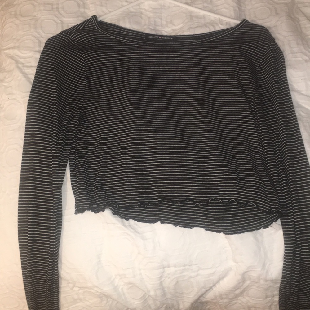 Brandy Melville long sleeve striped cropped top